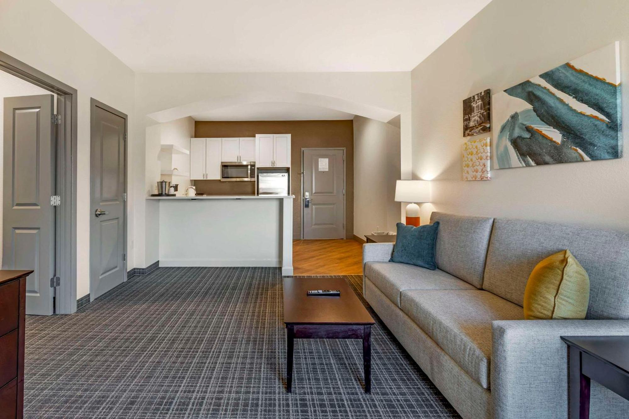 Comfort Inn & Suites Verona At Turning Stone Resort Casino Exteriér fotografie