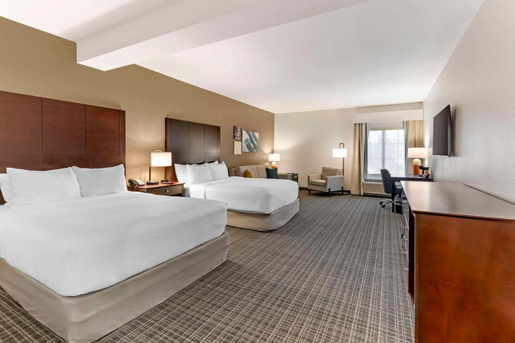 Comfort Inn & Suites Verona At Turning Stone Resort Casino Exteriér fotografie