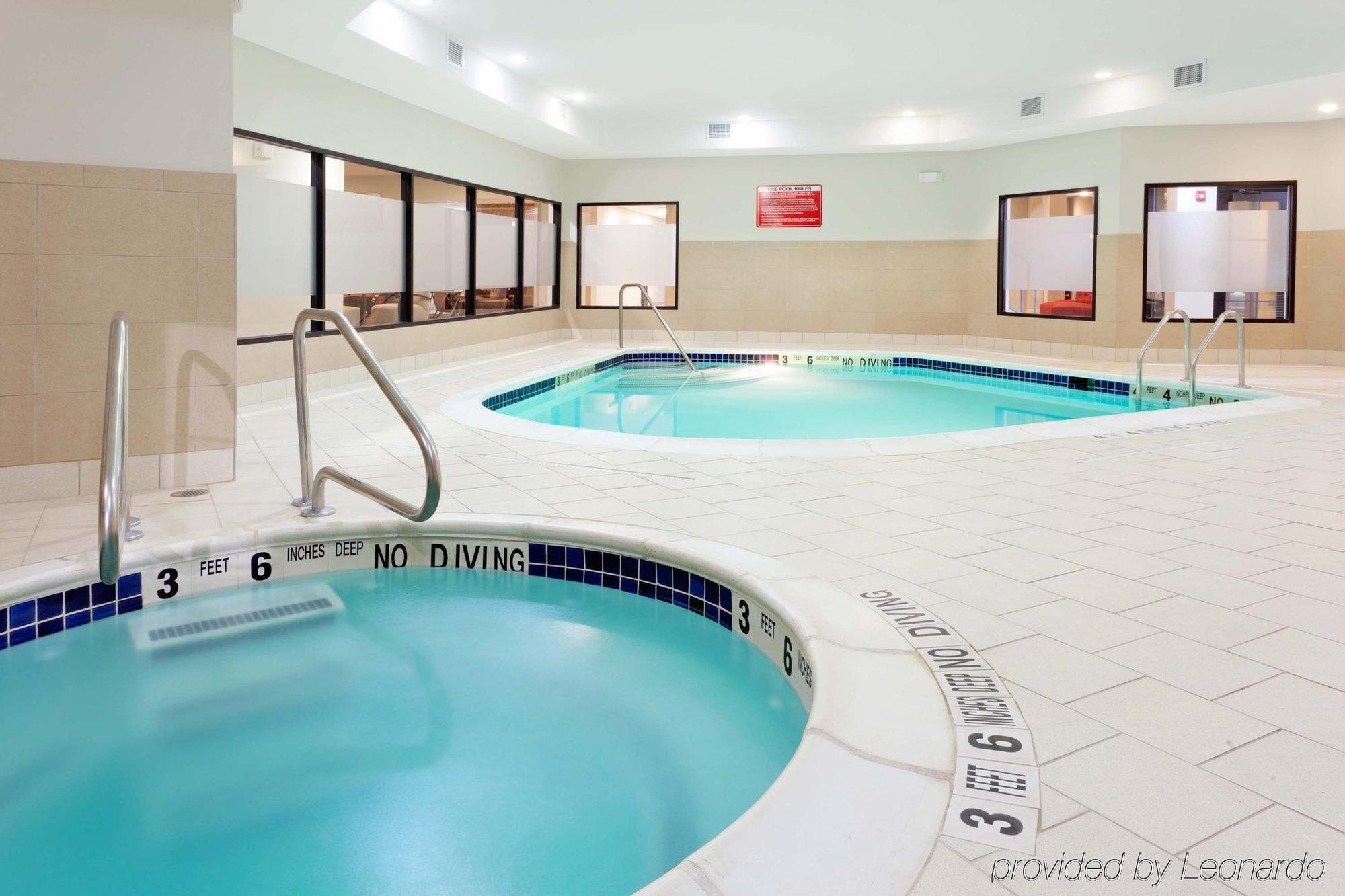 Comfort Inn & Suites Verona At Turning Stone Resort Casino Exteriér fotografie